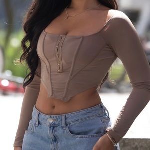 Fashion Nova mocha long sleeve crop top